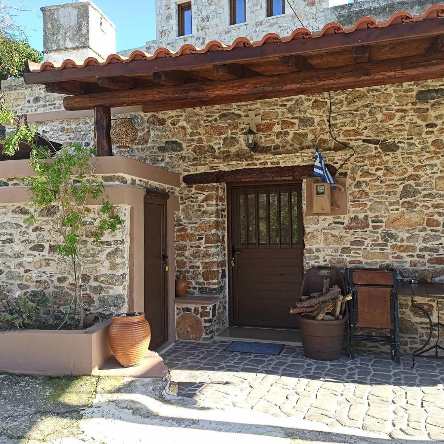 Areti'S Traditional House Apollona Exteriér fotografie